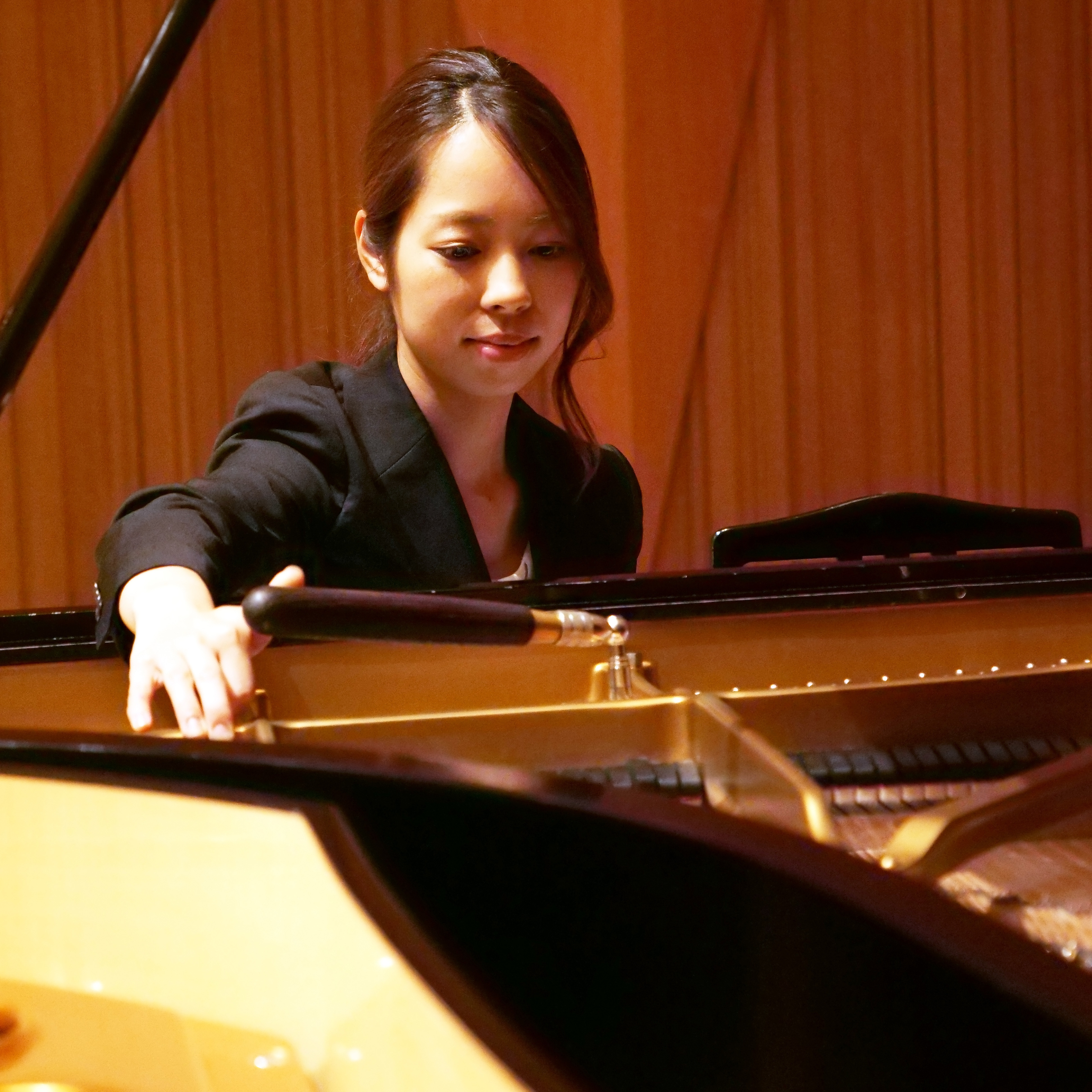 ピアノ調律師紹介